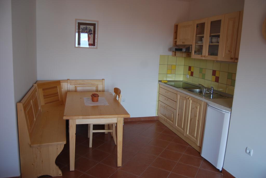 Apartments Organic Tourist Farm Jeglijenk Šentjanž pri Dravogradu 객실 사진
