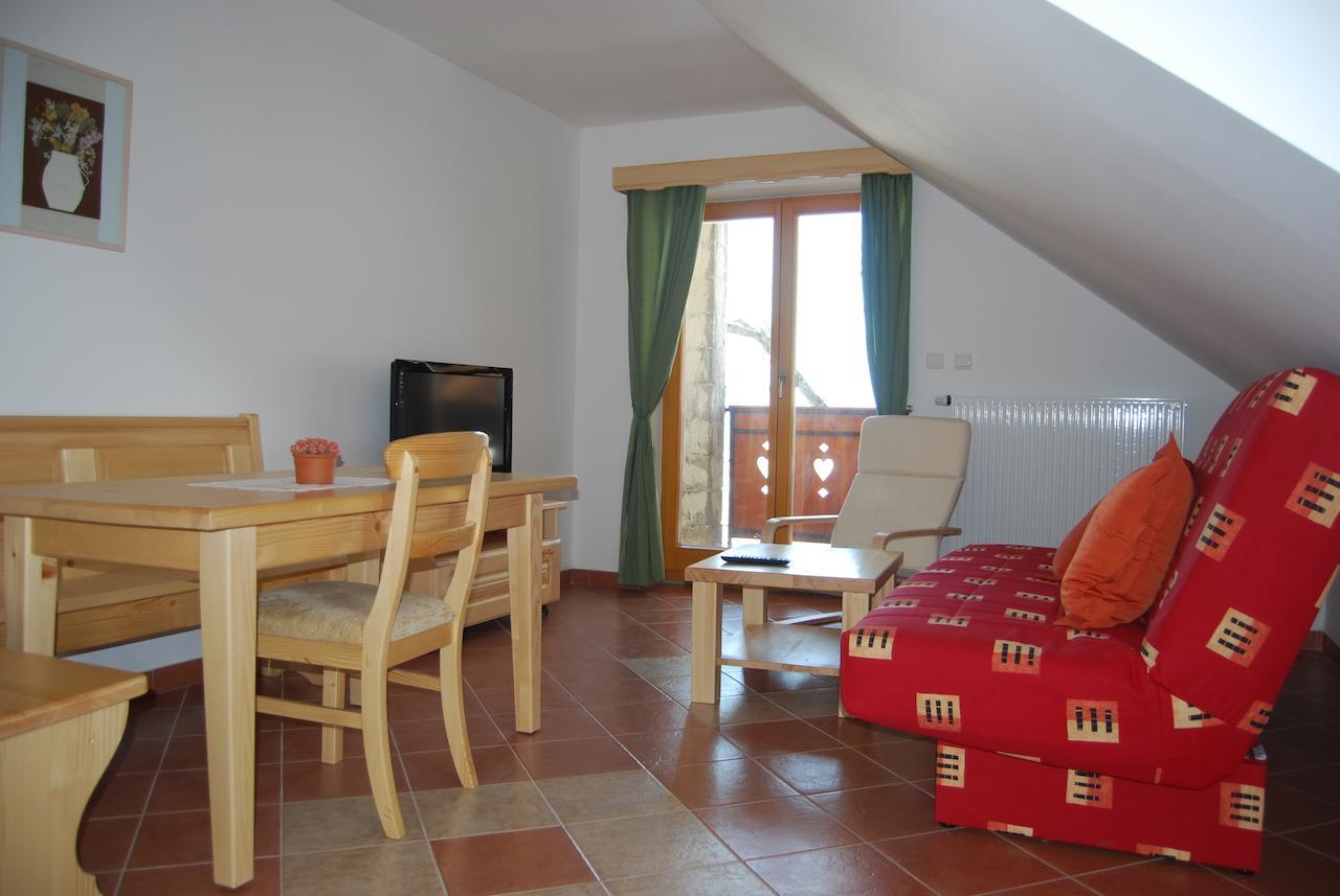 Apartments Organic Tourist Farm Jeglijenk Šentjanž pri Dravogradu 객실 사진